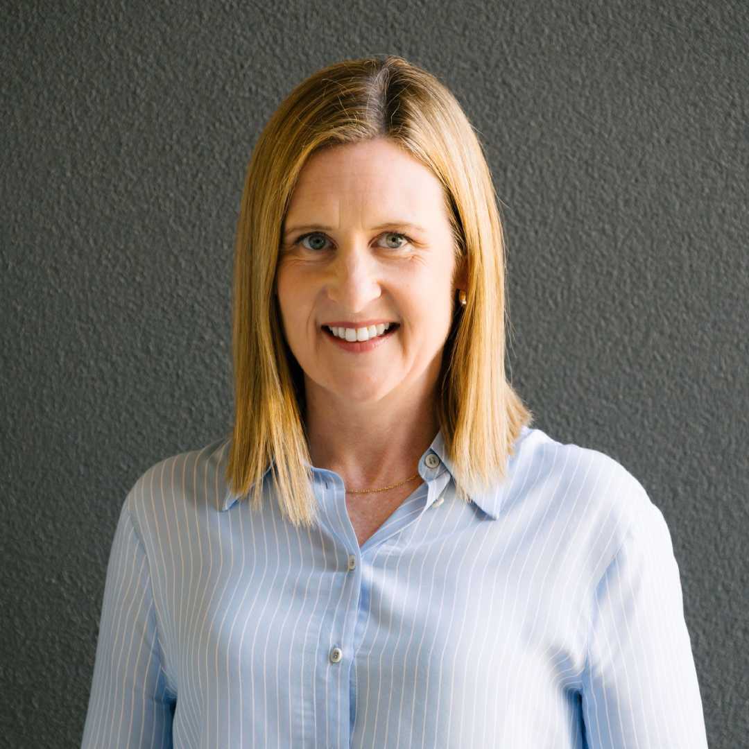 Dr. Julie-Anne Kelly